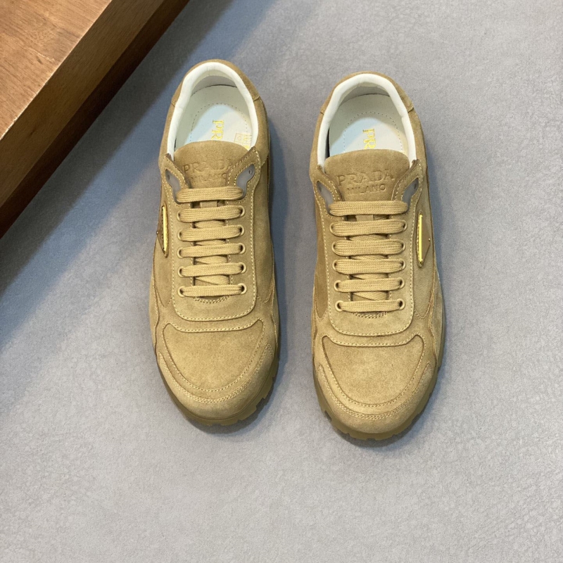 Pra*a casual shoes